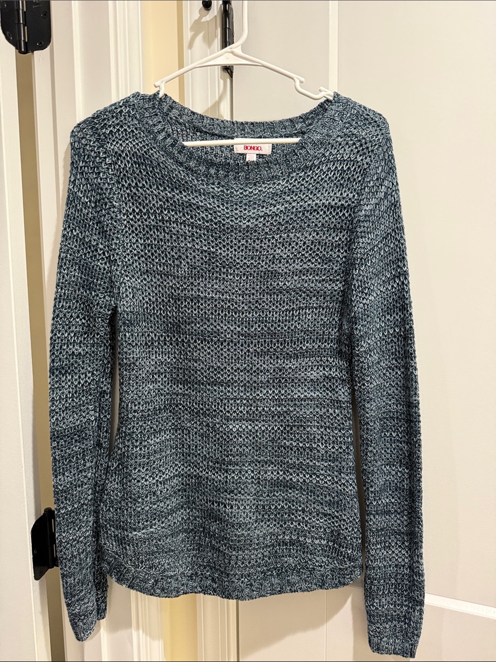Woman’s Medium sweater